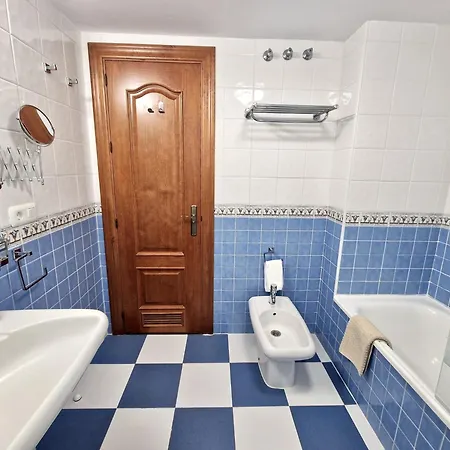 Sr Reserva De 2bdr With Private Garden Apartment
